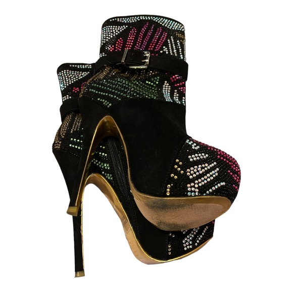 Women's Heels - Picture 4 of 6